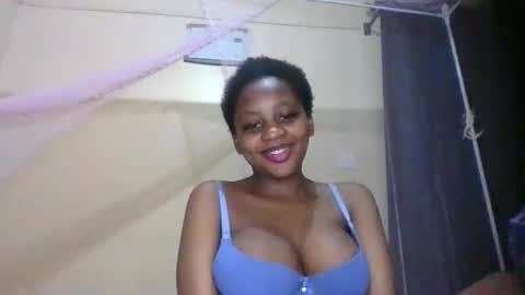 Snapshot of sexy_short chatting on 19, 9, 2025 Janet online show from 19, 9, 2025