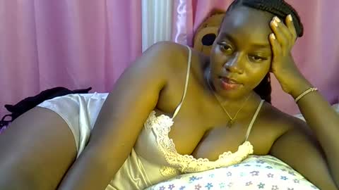 Snapshot of sexy_siera chatting on 22, 2, 2026 laura online show from 22, 2, 2026