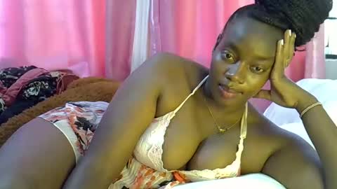 Snapshot of sexy_siera chatting on 2, 3, 2026 laura online show from 2, 3, 2026