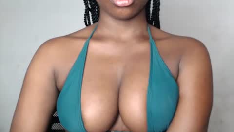 naomi online show from 19, 10, 2025