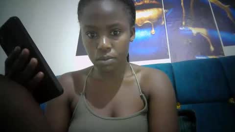 Snapshot of sexy_skyllah chatting on 17, 5, 2026 sexy_skyllah online show from 17, 5, 2026