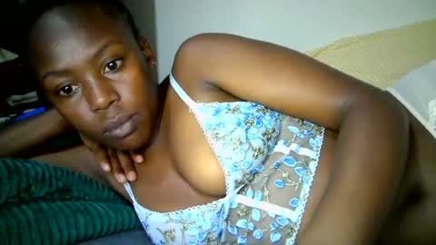 Snapshot of sexy_skyllah chatting on 19, 7, 2026 sexy_skyllah online show from 19, 7, 2026