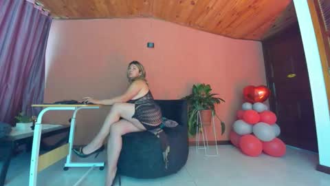 sexy_valeshca online show from 3, 3, 2026