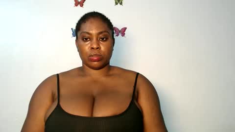 Snapshot of sexy_wetpussyy chatting on 1, 12, 2025 Luna online show from 1, 12, 2025