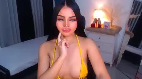 Snapshot of sexyadrianaqueents chatting on 1, 2, 2025 YOUR MISTRESS GODDESSS ADRIANA online show from 1, 2, 2025