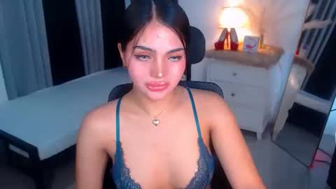 Snapshot of sexyadrianaqueents chatting on 6, 2, 2025 YOUR MISTRESS GODDESSS ADRIANA online show from 6, 2, 2025