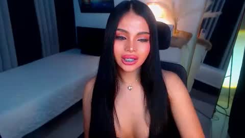 Snapshot of sexyadrianaqueents chatting on 18, 2, 2025 YOUR MISTRESS GODDESSS ADRIANA online show from 18, 2, 2025