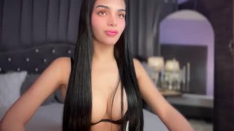 Snapshot of sexyadrianaqueents chatting on 2, 10, 2025 YOUR MISTRESS GODDESSS ADRIANA online show from 2, 10, 2025