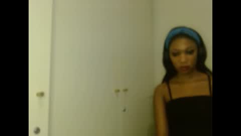 Snapshot of sexyalender02 chatting on 19, 1, 2025 sexyalender02 online show from 19, 1, 2025