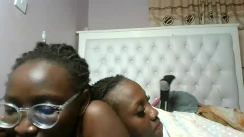 Snapshot of sexyary chatting on 9, 7, 2026 sexyary online show from 9, 7, 2026
