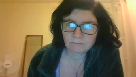 Snapshot of sexybabe41 chatting on 5, 2, 2025 sexymilfy online show from 5, 2, 2025