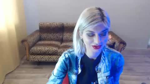 Snapshot of sexybeatriice chatting on 18, 1, 2025 sexybeatriice online show from 18, 1, 2025