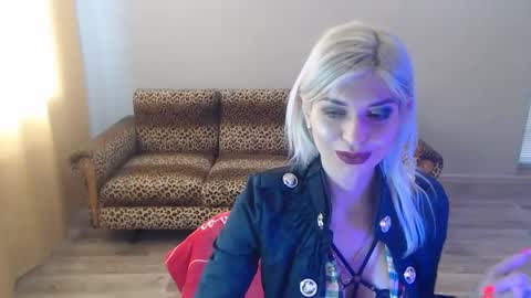 Snapshot of sexybeatriice chatting on 9, 2, 2025 sexybeatriice online show from 9, 2, 2025