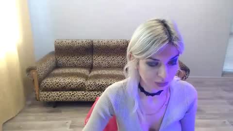 Snapshot of sexybeatriice chatting on 3, 12, 2025 sexybeatriice online show from 3, 12, 2025