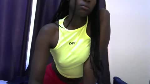 Snapshot of sexybilha483 chatting on 11, 10, 2025 Sexybilha483 online show from 11, 10, 2025