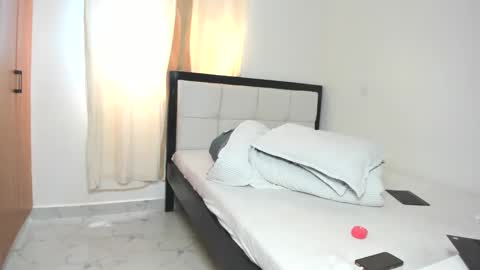 sexybootydoll online show from 12, 2, 2026