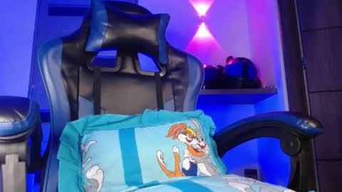 Snapshot of sexyboy_bigclit chatting on 2, 5, 2026 Iker online show from 2, 5, 2026