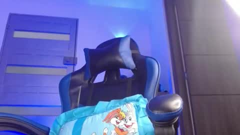 Snapshot of sexyboy_bigclit chatting on 16, 5, 2026 Iker online show from 16, 5, 2026