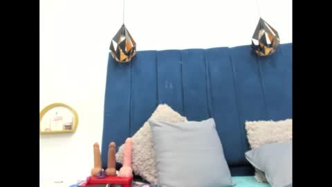 sexybrown_2005 online show from 21, 2, 2025