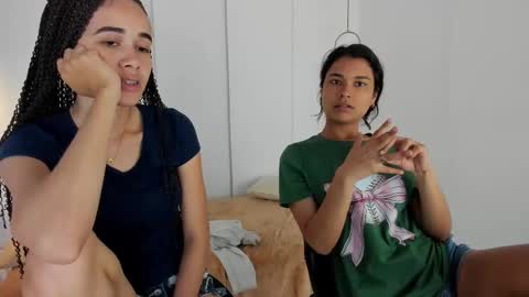 chanell and yina online show from 25, 2, 2025