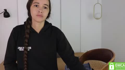 chanell and yina online show from 15, 9, 2025