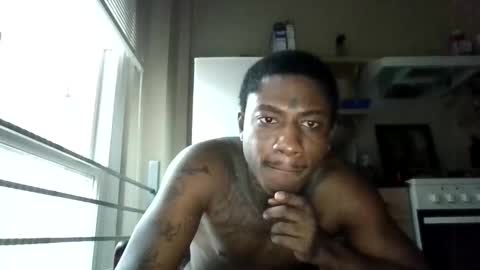Snapshot of sexydavido chatting on 20, 11, 2025 TreySexxxy online show from 20, 11, 2025