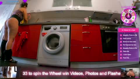 XDA   online show from 15, 12, 2025