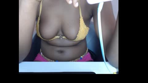 Snapshot of sexydebabe chatting on 9, 9, 2025 sexydebabe online show from 9, 9, 2025