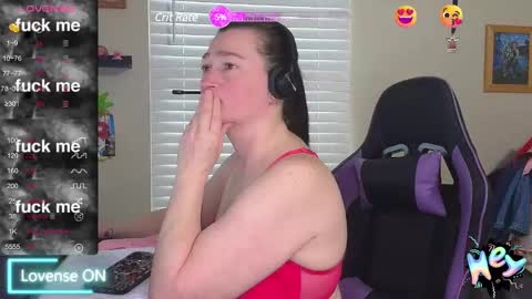 Snapshot of sexydistraction1 chatting on 19, 2, 2025 SexyDistraction online show from 19, 2, 2025