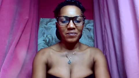 Snapshot of sexydoll32 chatting on 25, 7, 2026 sexydoll32 online show from 25, 7, 2026