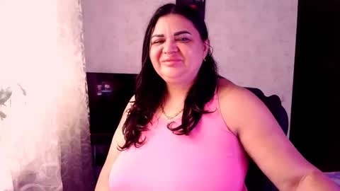 Snapshot of sexydollywoman chatting on 28, 11, 2025 sexydollywoman online show from 28, 11, 2025