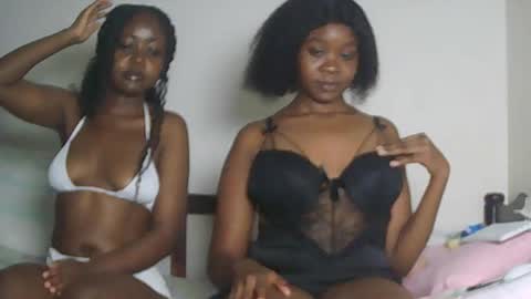 Snapshot of sexyebony283378 chatting on 1, 6, 2026 sexyebony283378 online show from 1, 6, 2026