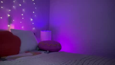 Snapshot of sexygoodvibebabe69 chatting on 20, 12, 2024 Ashley Love online show from 20, 12, 2024