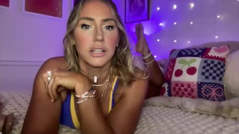 Ashley Love online show from 19, 4, 2026