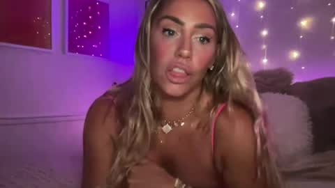 Ashley Love online show from 27, 7, 2026