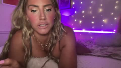 Ashley Love online show from 30, 7, 2026