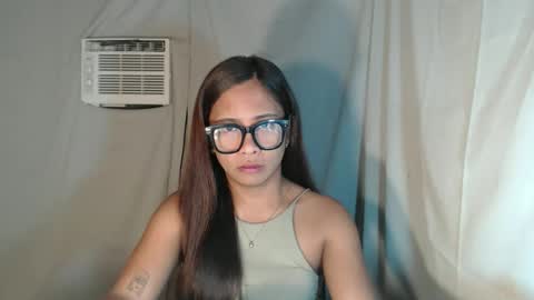 Snapshot of sexyguinevere chatting on 17, 1, 2026 Guine3 online show from 17, 1, 2026