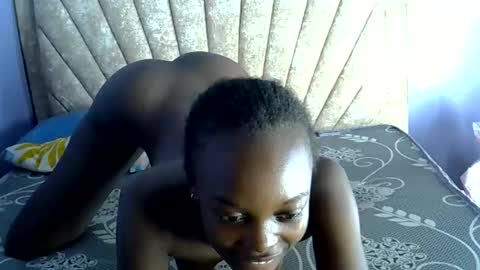 Snapshot of sexyicey99 chatting on 8, 4, 2026 SexyIcey online show from 8, 4, 2026
