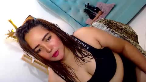 Snapshot of sexyjeanniecuntcums chatting on 6, 10, 2025 JENNY online show from 6, 10, 2025