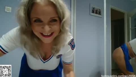 Snapshot of sexyjennyeu chatting on 1, 6, 2026 Jenny online show from 1, 6, 2026