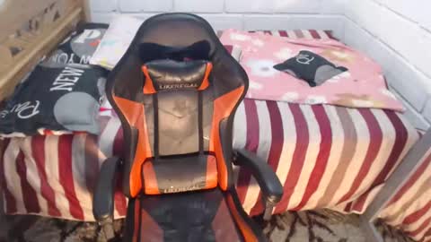 sexyjustin202 online show from 7, 1, 2025