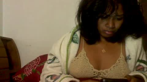 Snapshot of sexylarra12 chatting on 16, 5, 2026 sexylarra12 online show from 16, 5, 2026