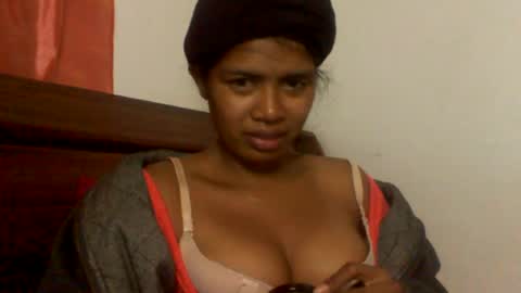 Snapshot of sexylarra12 chatting on 9, 6, 2026 sexylarra12 online show from 9, 6, 2026