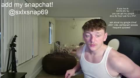Snapshot of sexylax69 chatting on 16, 9, 2025 sexylax69 online show from 16, 9, 2025