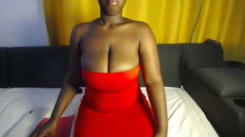 Snapshot of sexymelaninn chatting on 1, 5, 2026 Sexy Melanin online show from 1, 5, 2026