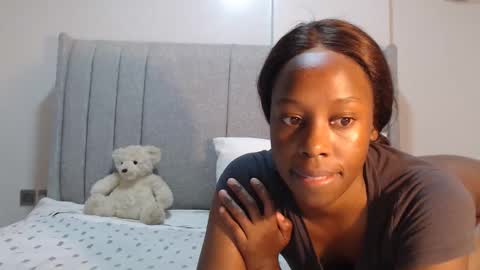 Snapshot of sexymonalisa1 chatting on 15, 2, 2026 sexymonalisa1 online show from 15, 2, 2026