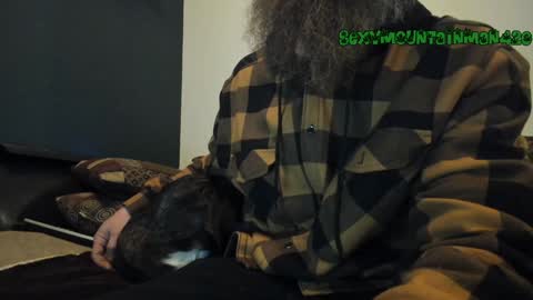 Sexymountainman420 online show from 8, 2, 2025