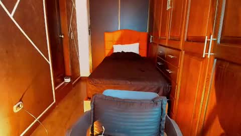 N A F online show from 6, 3, 2025