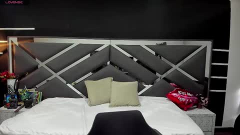 N A F online show from 16, 9, 2025