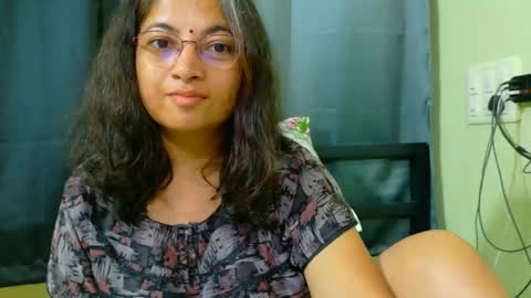 Snapshot of sexyniharika chatting on 1, 10, 2025 Niharika online show from 1, 10, 2025